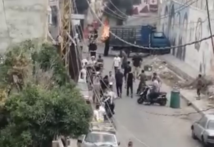 إغلاق المدخل الجنوبي لمخيم عين الحلوة
