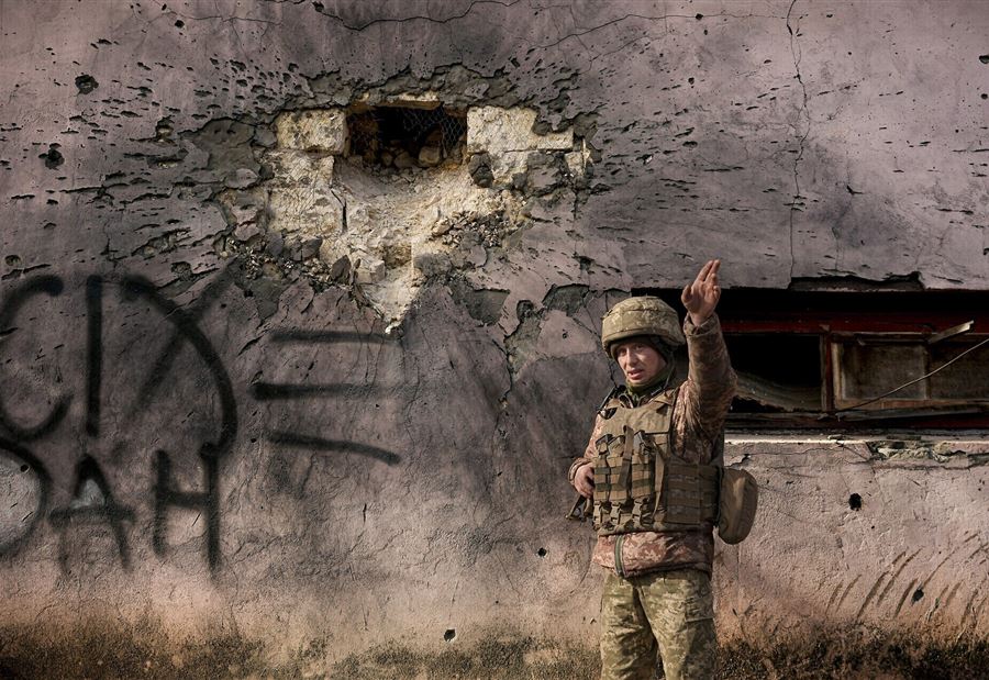 "أوروبا تتأرجح على شفا الحرب"!