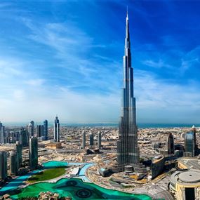 لإمارات المتألقة دولة    وديبلوماسية          