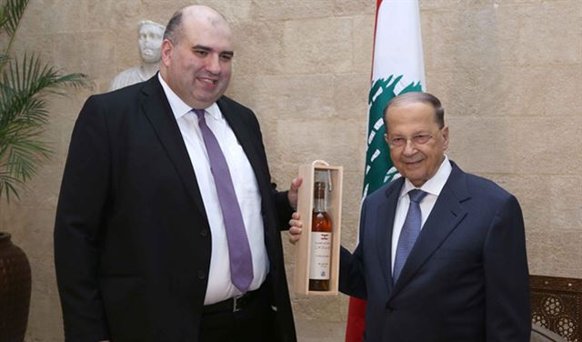ما ميزة هذا النبيذ الذي قُدّم لعون؟!