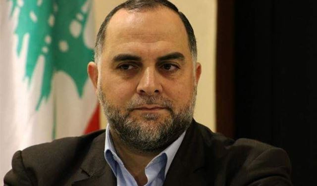 بالصور.. مجهولون يعتدون على الصحافي أحمد الأيوبي
