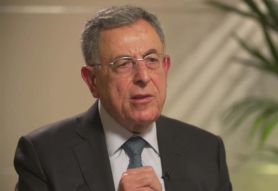 السنيورة يزرع "جهاز تنصّت" بين النواب السنّة