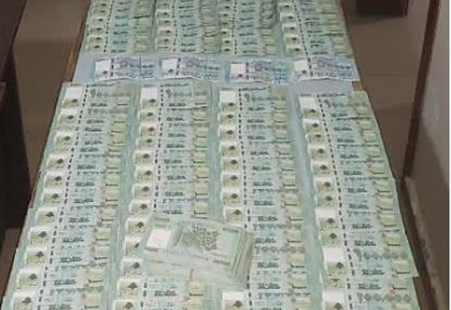 يقوم بشراء سياراتهم مقابل مبالغ مالية مزيّفة!