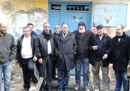 اقفال مكتبي الانروا في عين الحلوة وصيدا