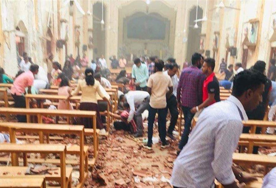 بالفيديو والصور: 159 قتيلاً بتفجيرات تستهدف كنائس في سيريلانكا