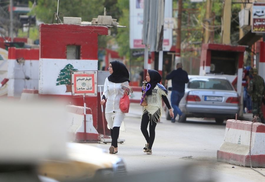 "تجنيد لاجئين بـ لبنان"... الخارجية الفلسطينية توضح 