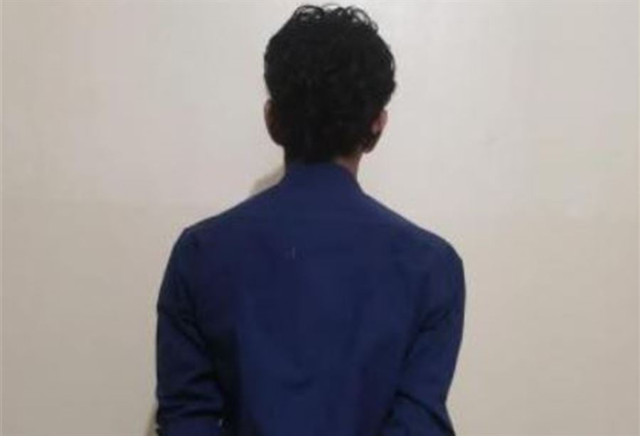 يروّج "دولارات" مزيّفة في ذوق مصبح!