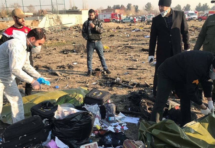 تسجيل صوتي لظريف..."الطائرة الأوكرانية ربما أسقطت عمداً"