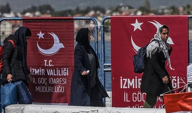 هل سيتأثر ملف تجنيس السوريين بنتائج استفتاء دستور تركيا؟