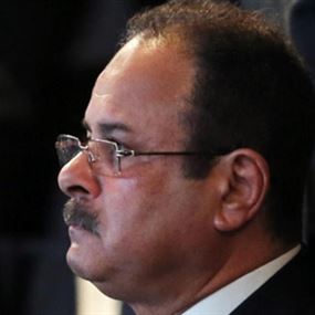 مصر: اقتحام نقابة الصحفيين.. ودعوة لإقالة وزير الداخلية مصر: اقتحام نقابة الصحفيين.. ودعوة لإقالة وزير الداخلية