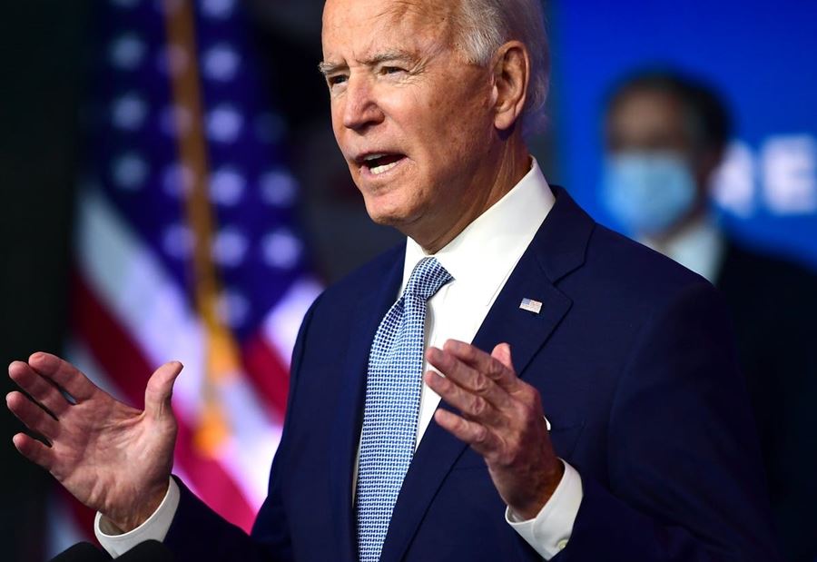 بايدن يندد بـ "كذبة ترمب الكبرى"