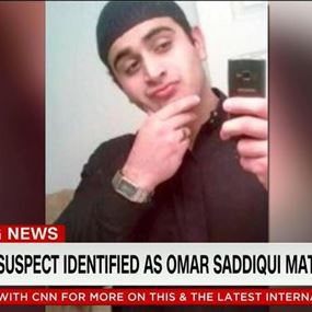 مجرم أورلاندو.. إستفزه مشهد تقبيل الرجال لبعضهم!