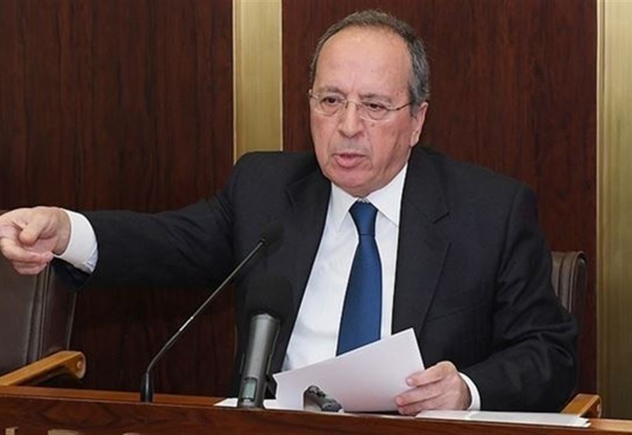 السيّد يتحدّث عن عملية "إبتزاز" للمغتربين