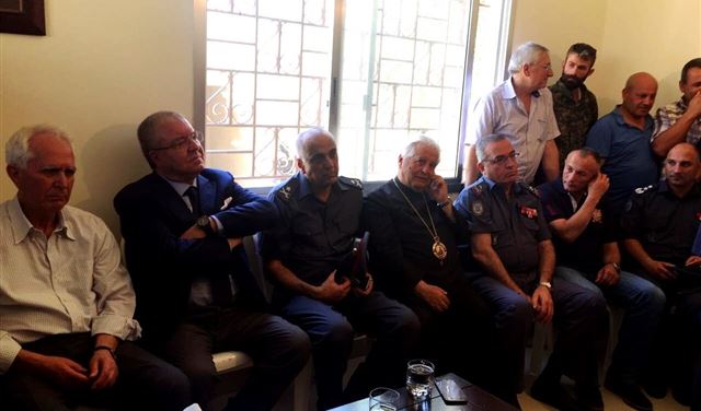 المشنوق عن إنتحاريي القاع 