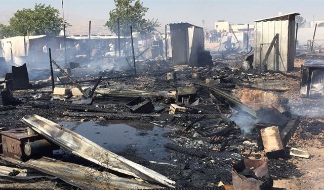 اندلاع حريق في مخيم للنازحيين في حدث بعلبك