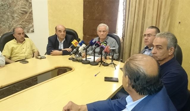 رئيس بلدية بعلبك يوضح ملابسات حرق معمل النفايات