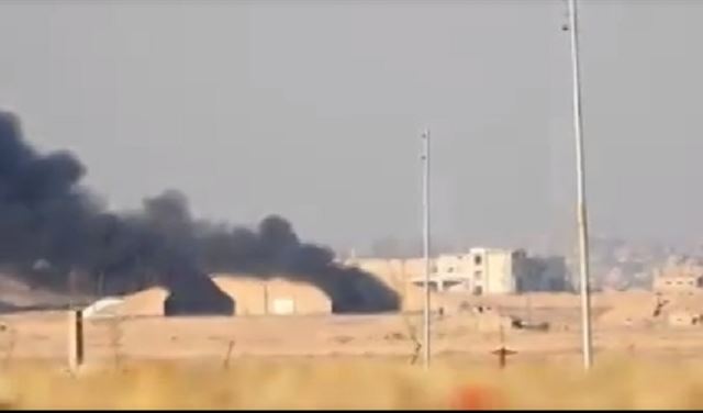داعش ينشر فيديو لتدمير طائرتين في مطار بسوريا