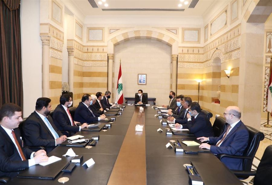بعد الصين... "العروض" تتوالى على الحكومة 