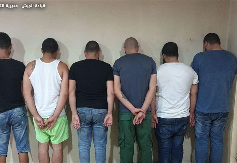 بالصور: توقيف شبكة ترويج مخدرات في داريا ـــ كسروان