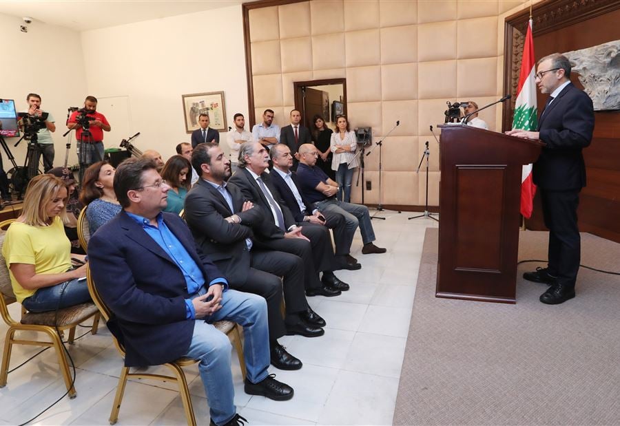أول رد "قواتي" على مؤتمر باسيل.. "زمن الليمون"