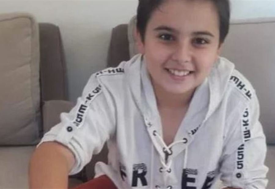 بالفيديو - لحظة وصول الطفل ريان كنعان إلى منزل جدّه في حالات