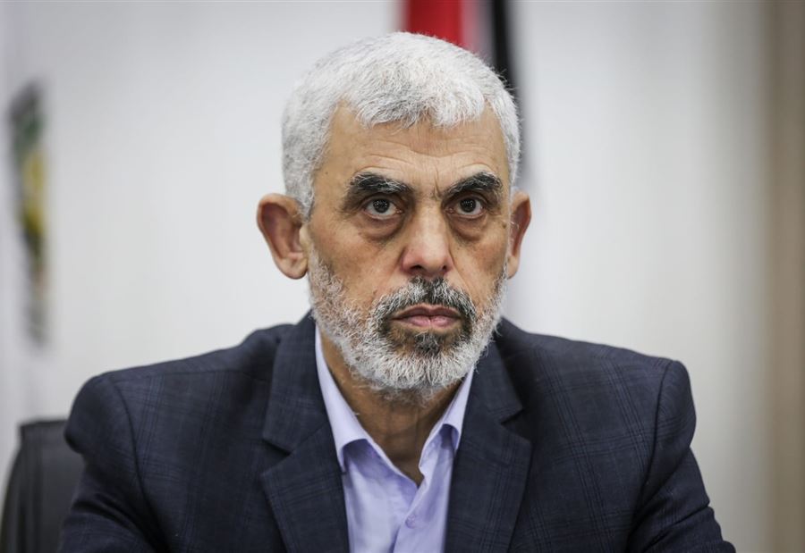 السنوار لا يلين.. حماس تتلقى رسائل جديدة منه رغم التصعيد في غزة السنوار لا يلين.. حماس تتلقى رسائل جديدة منه رغم التصعيد في غزة