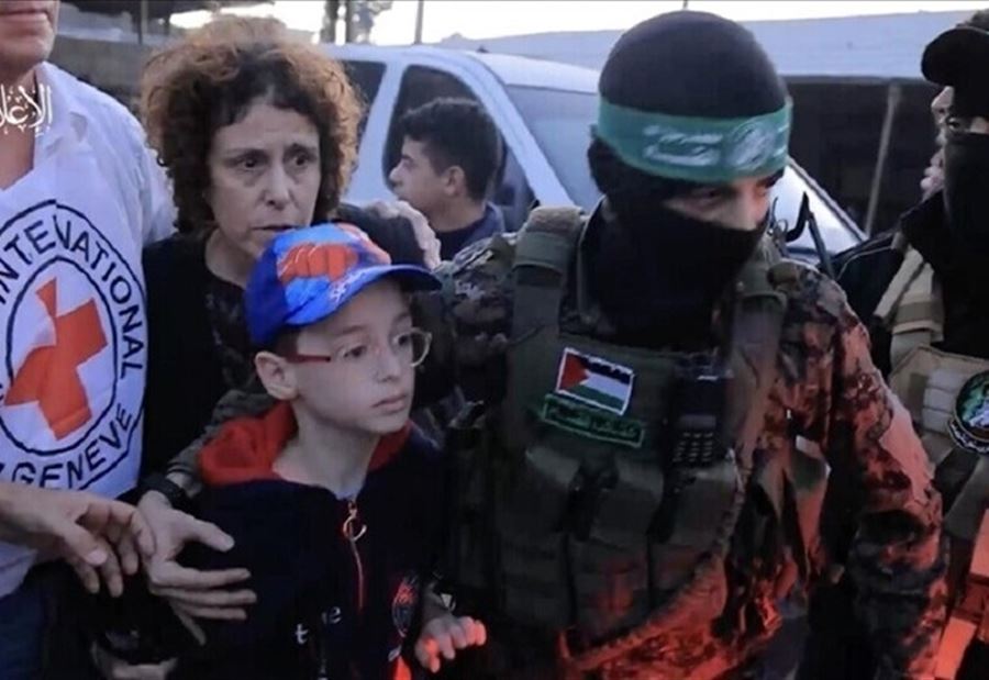 لمواصلة المحادثات... أطراف مفاوضات هدنة غزة عرضوا بعض التنازلات