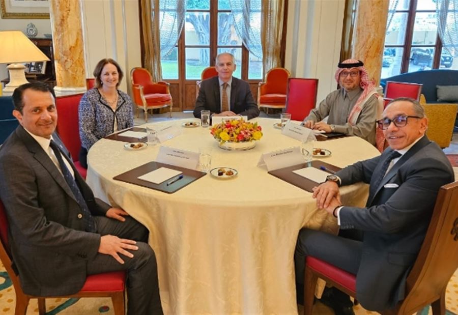 "يُلبسون خلافاتهم للسفراء".. هكذا ضاعت الفرصة! "يُلبسون خلافاتهم للسفراء".. هكذا ضاعت الفرصة!