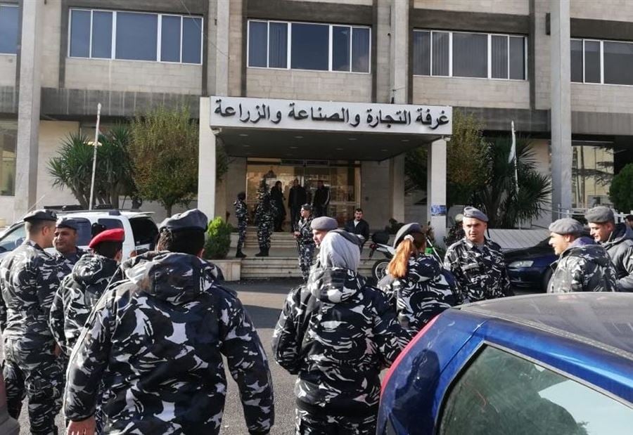 حرب استباقية من ضاهر لحماية مصانعه المخالفة... توتّر زحلة!