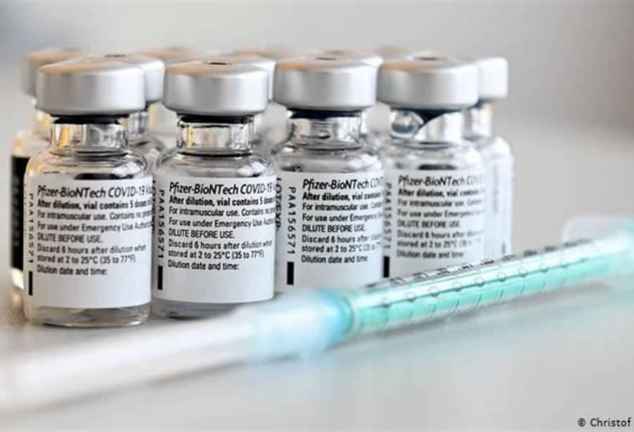 لقاح "فايزر" يحمي من سلالتين خطيرتين لكورونا