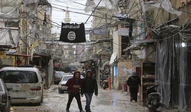 "مجموعات في عين الحلوة مرتبطة بمسلحي الجرود"