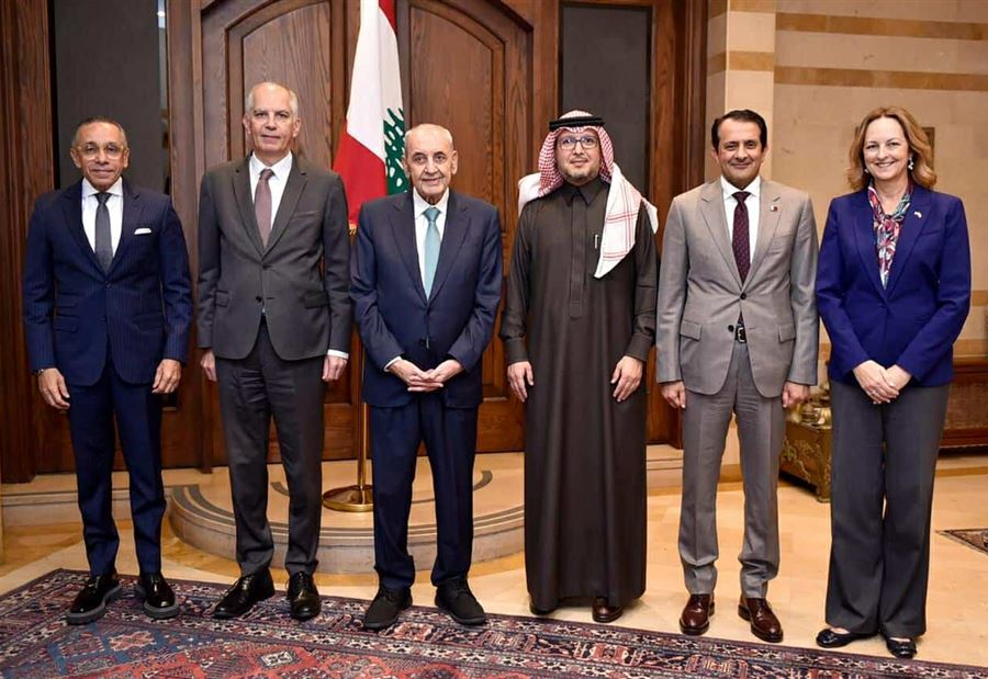 كواليس لقاءات عين التينة... هل غمزت الخماسية إلى العماد عون؟