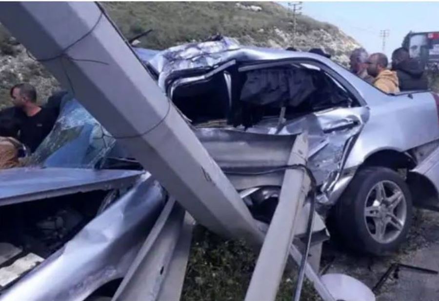 بالصور: قتيلان وجريح بحادث مروع عند مفرق البيسارية 