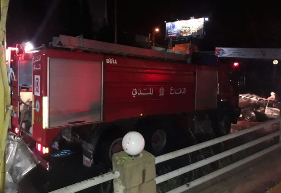 بالصورة: حريق داخل سيارة في العقيبة بالصورة: حريق داخل سيارة في العقيبة