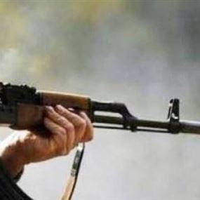 أطلق النار على صديقة زوجته