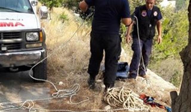 بالصور.. انقاذ رجل في مستيتا جبيل