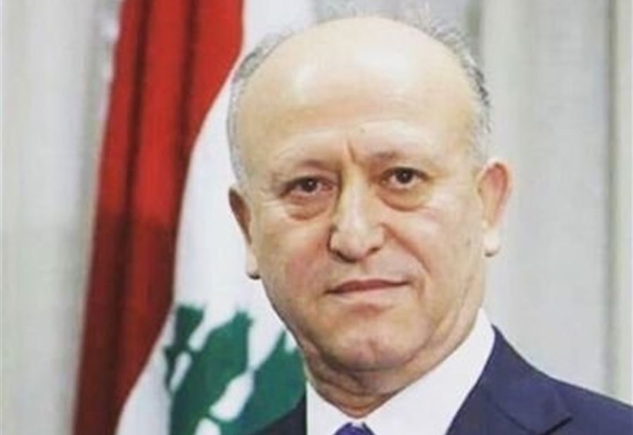 ريفي يحذر: السنيورة ليس وحيداً