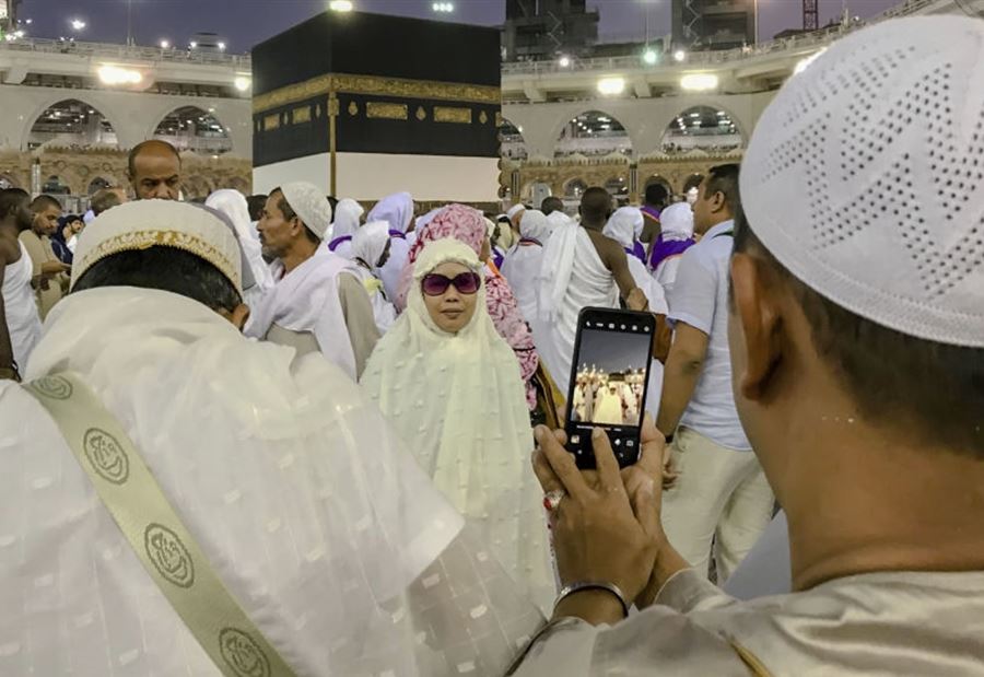  بالفيديو: وصول ذوي ضحايا "حادث نيوزيلندا الإرهابي" إلى مكة