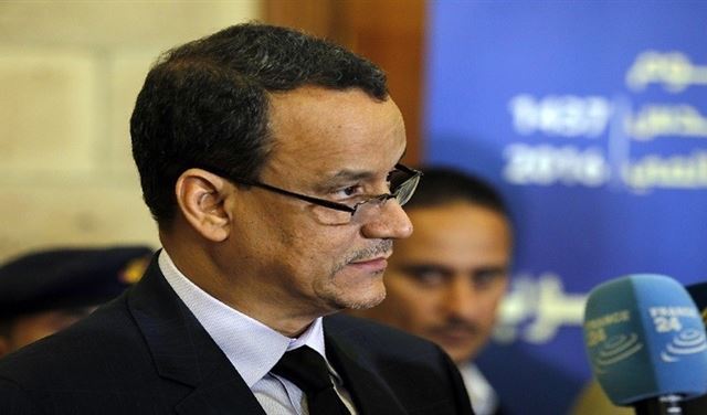 ولد الشيخ يرفض لقاء "حكومة الحوثيين" ولد الشيخ يرفض لقاء "حكومة الحوثيين"