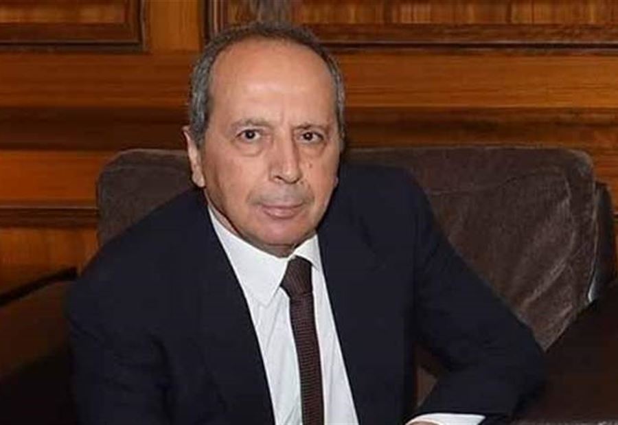 السيد يغرد عن "بوسطة الثورة"