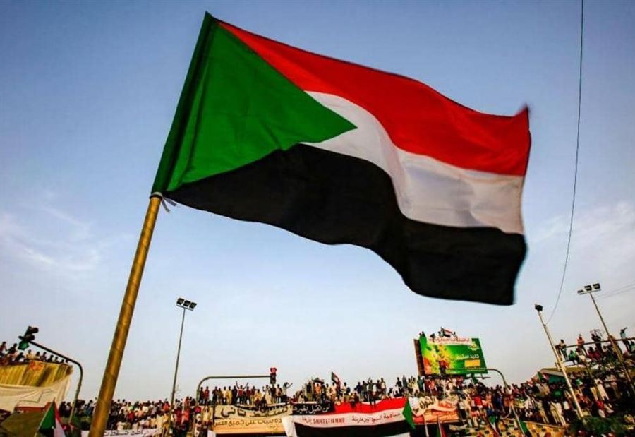 السودان.. "حملة إعفاءات" جديدة تطال مسؤولين حكوميين