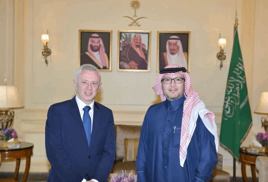 بالصور: فرنجية في السفارة السعودية