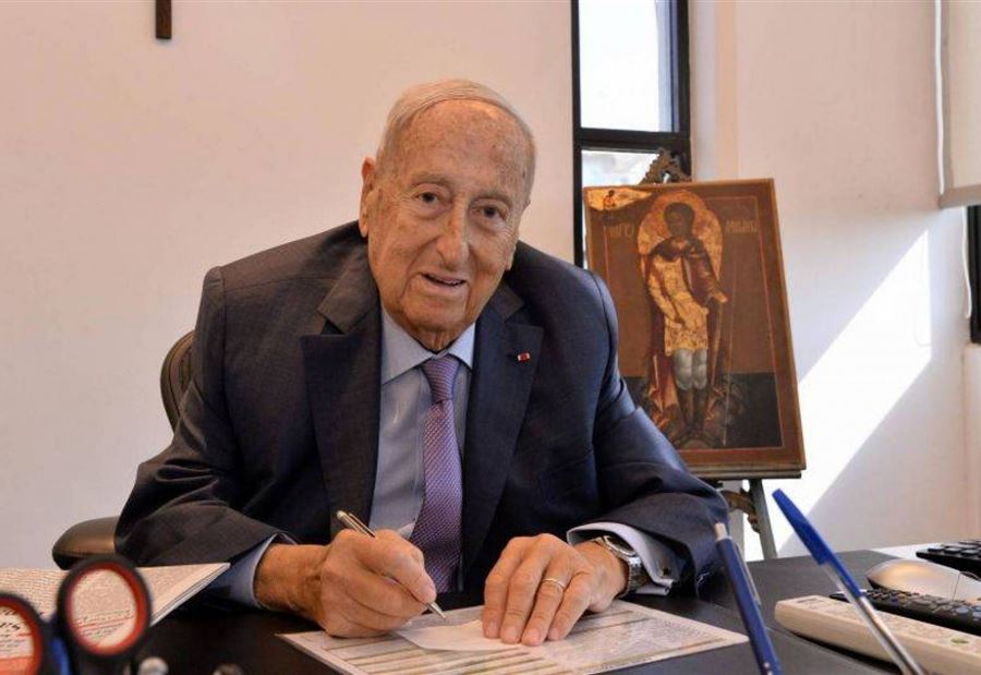 السفارة الفرنسية تنعي ميشال اده