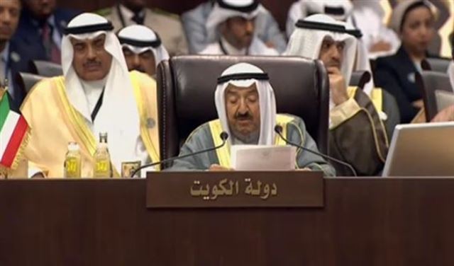 أمير الكويت: نتطلع لعلاقة حسن جوار مع إيران