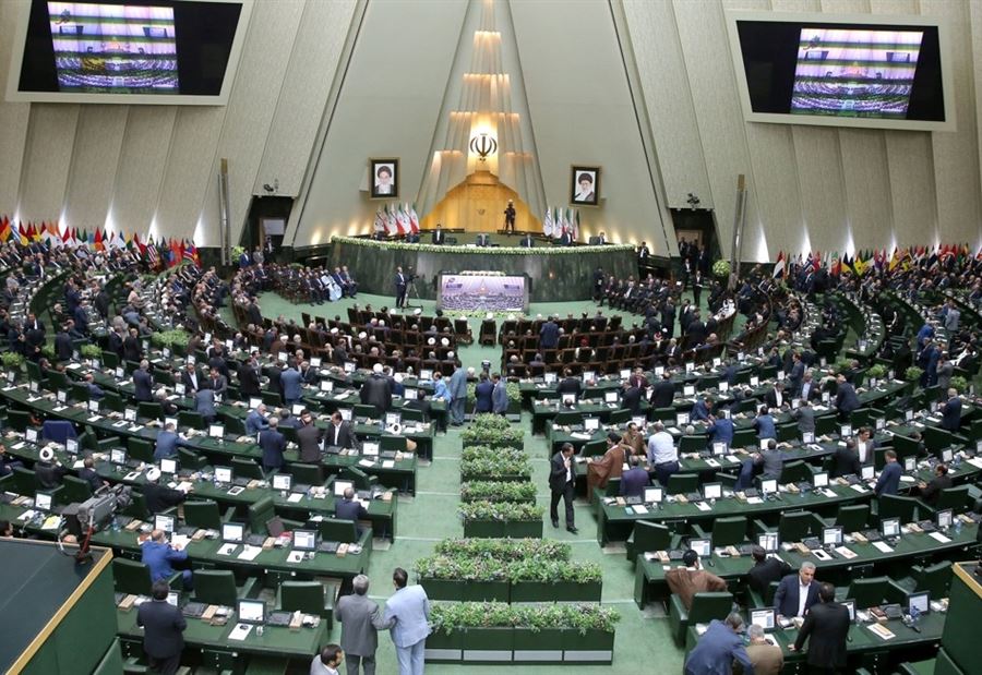 في إيران...11 نائبًا مُصابًا بـ "كورونا" 