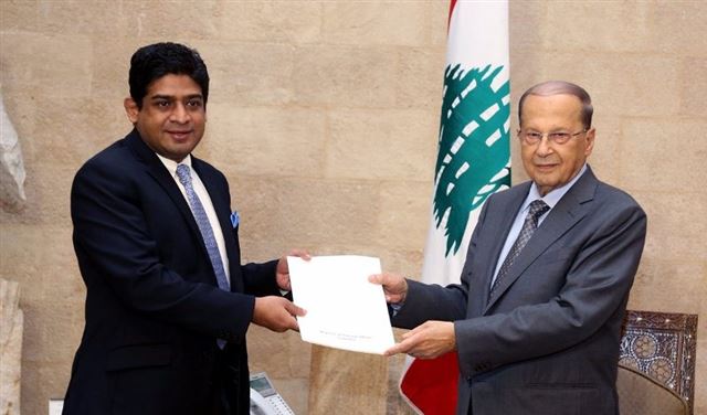 عون أبرق الى ملك اسبانيا معزيا   عون أبرق الى ملك اسبانيا معزيا