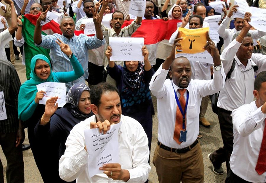 في حدث نادر... السودان بلا صحف