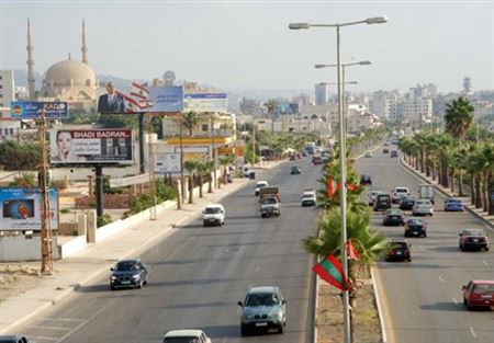 صيدا.. حريق يهدد حياة امرأة وولدها
