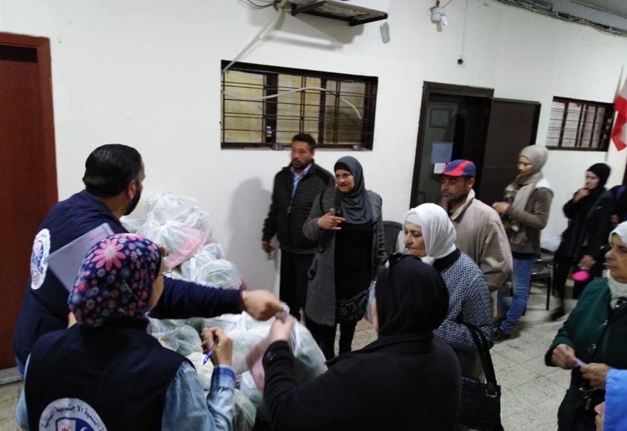 الجمارك تضبط خضار مهربة... وتوزعها على المحتاجين