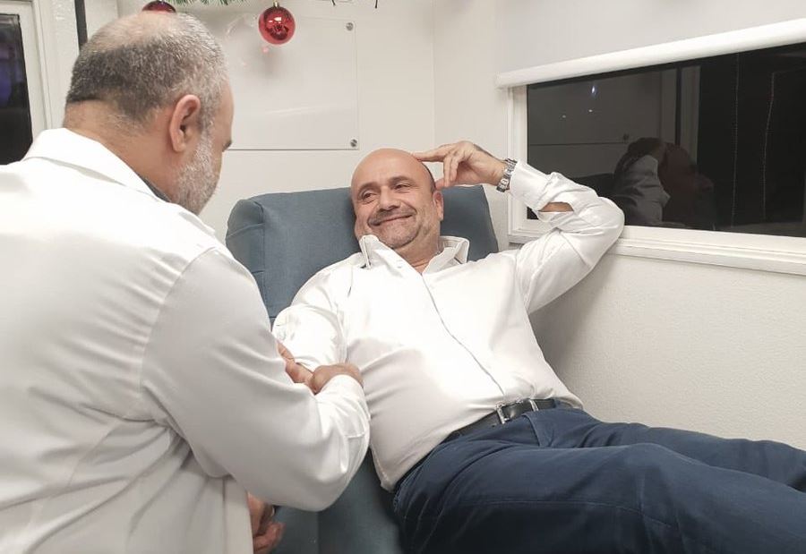  ابي رميا شارك في حملة التبرع بالدم في جبيل